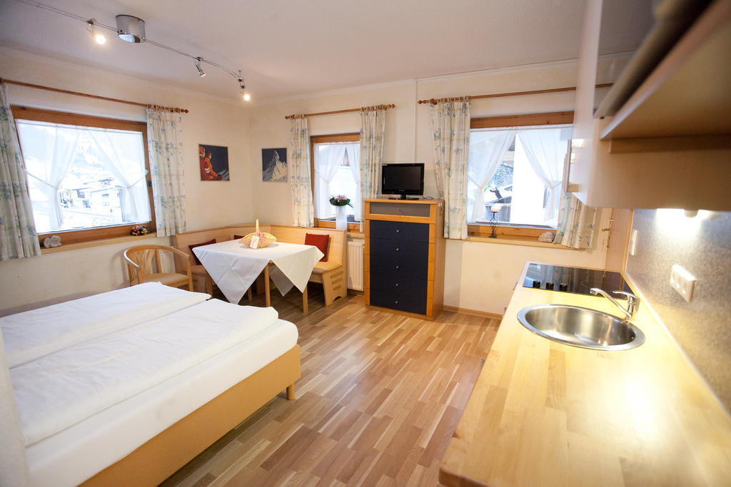 Landhaus Gudrun Tux Zimmer foto